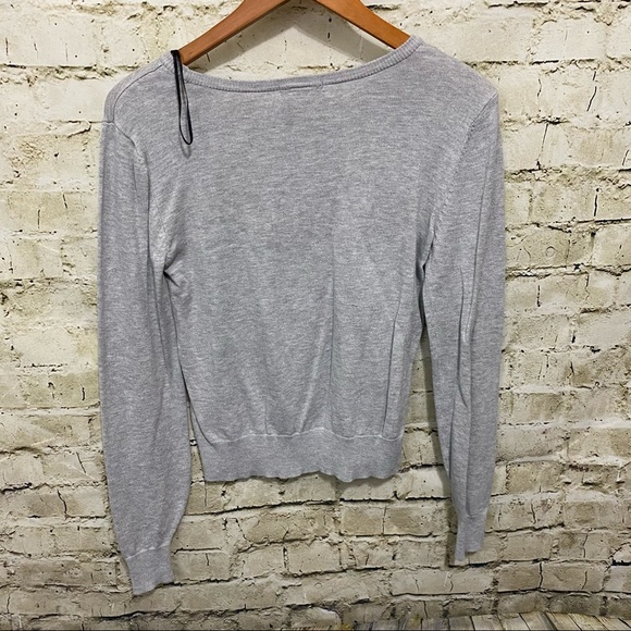 H&M Gray Crewneck Pullover Soft Sweater - Picture 3 of 5